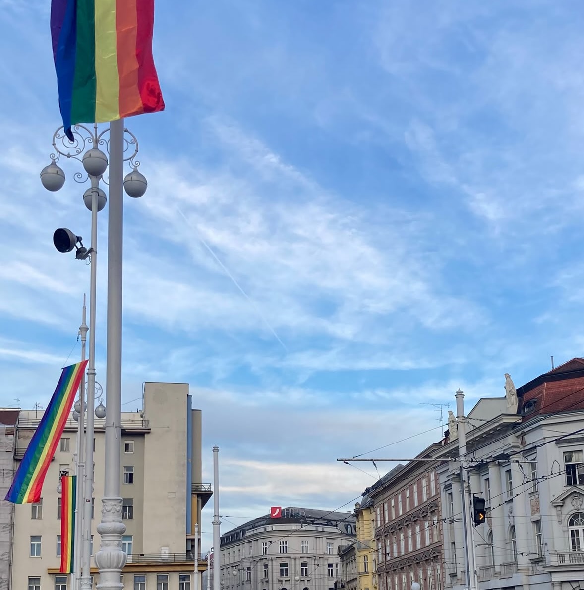 LGBTQ+ Flagge in Zagreb